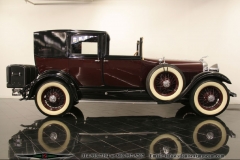 lincoln30brgndyblk21