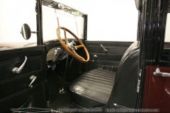 lincoln30brgndyblk52